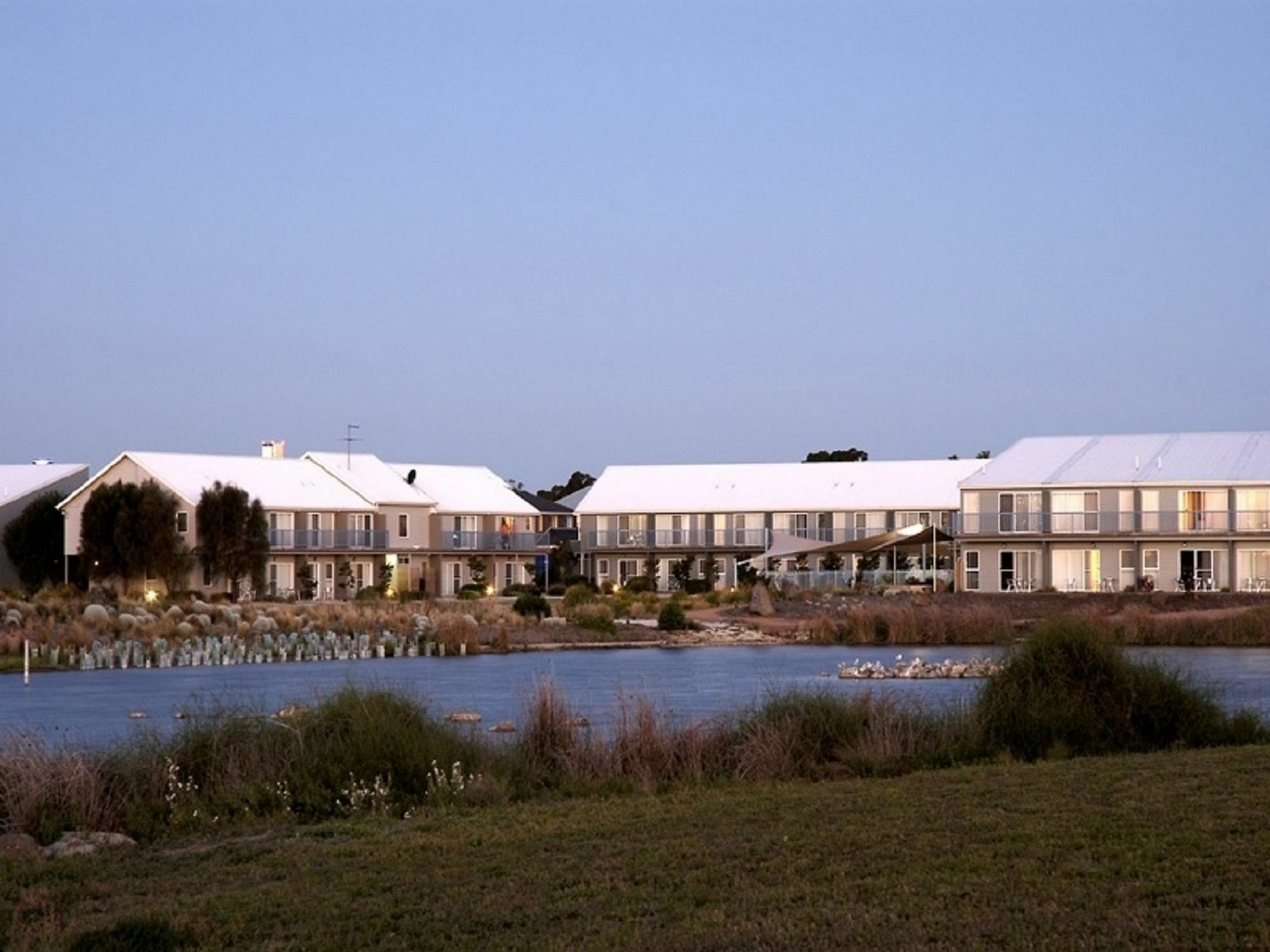 Quest Williamstown North Aparthotel Buitenkant foto
