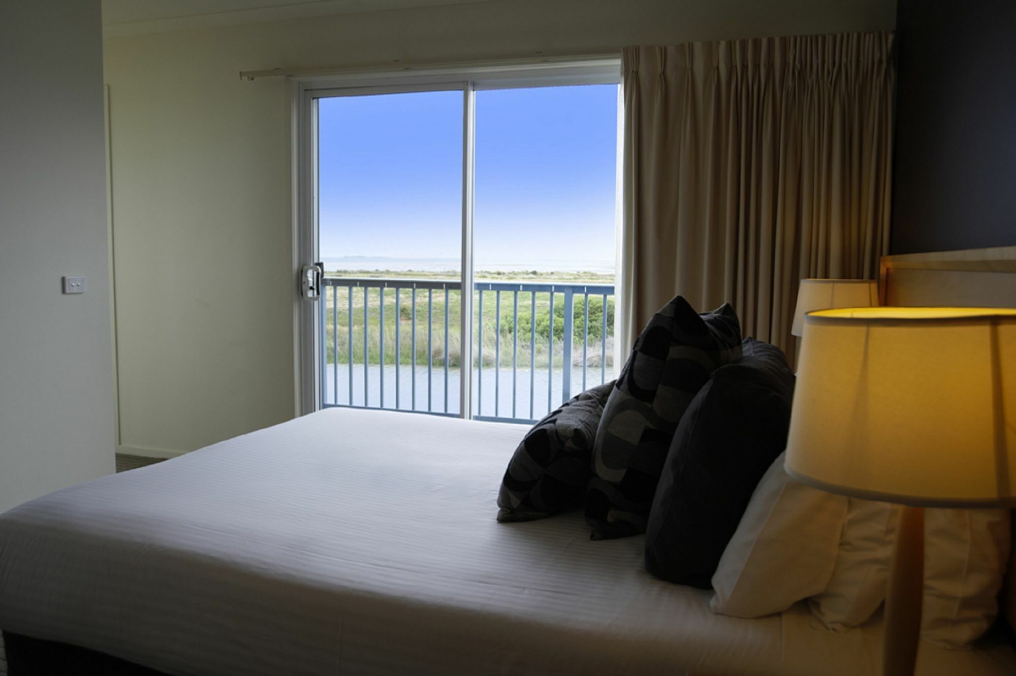 Quest Williamstown North Aparthotel Buitenkant foto
